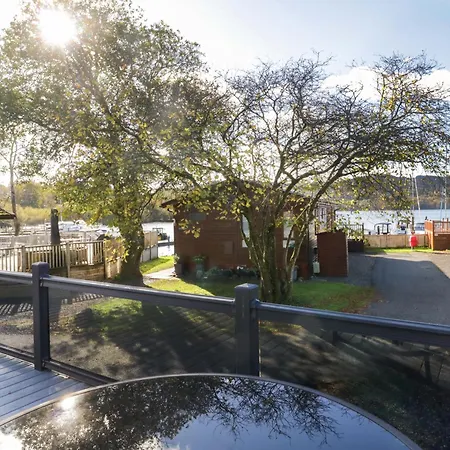 7 View Troutbeck Bridge